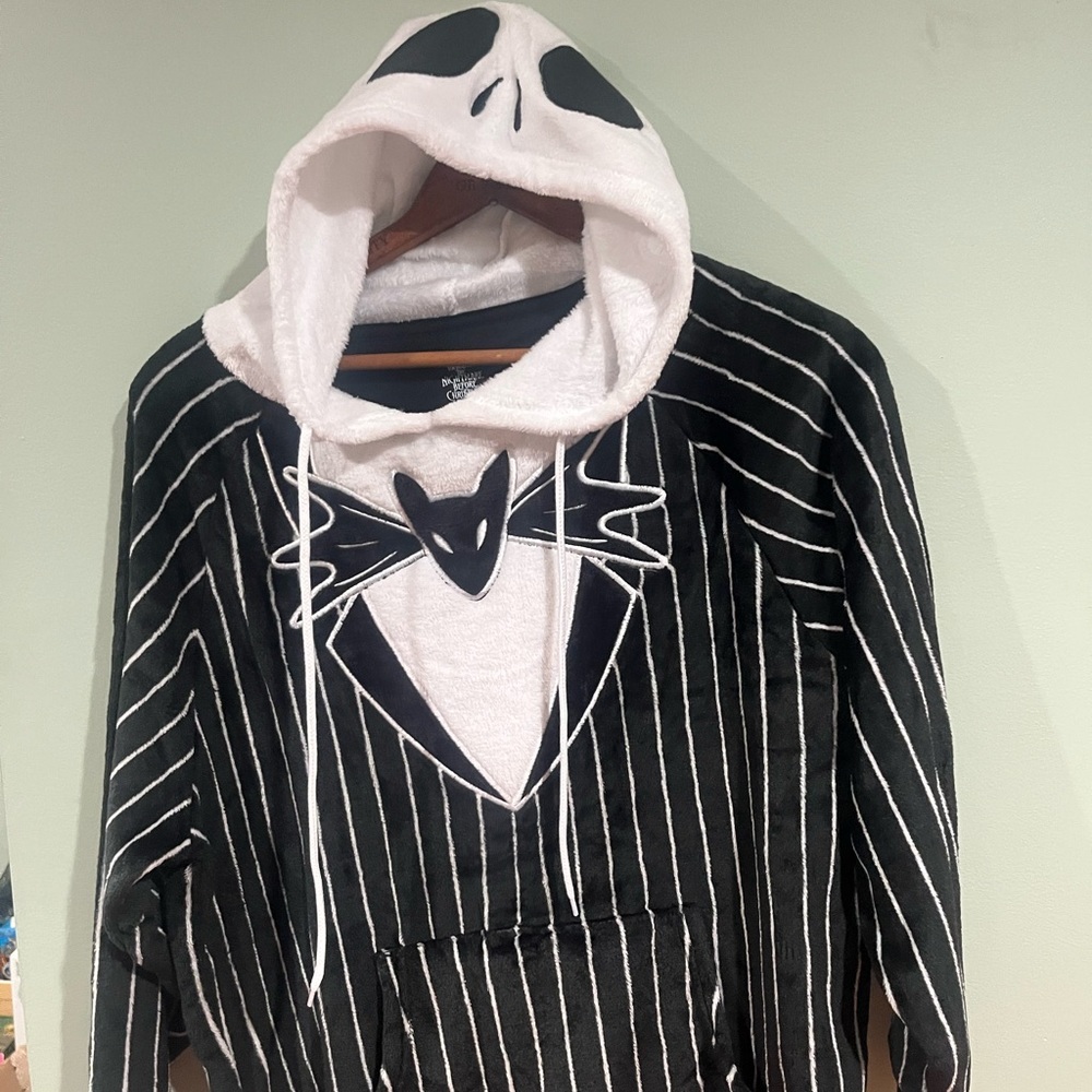 6/$25 Disney Jack Skeleton Nightmare before Christmas Soft Hoodie - Picture 8 of 8